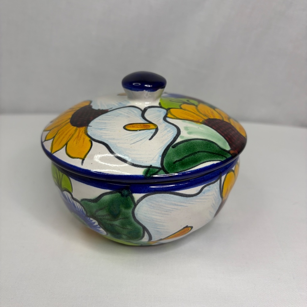 Mexican Talavera Pottery Floral Salsa Guac Bean Handle Lid Hand Painted Signed - Picture 4 of 12